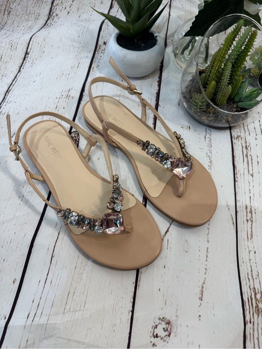 Nine West Blush Tan Jeweled Toe-Post Sandals 7M